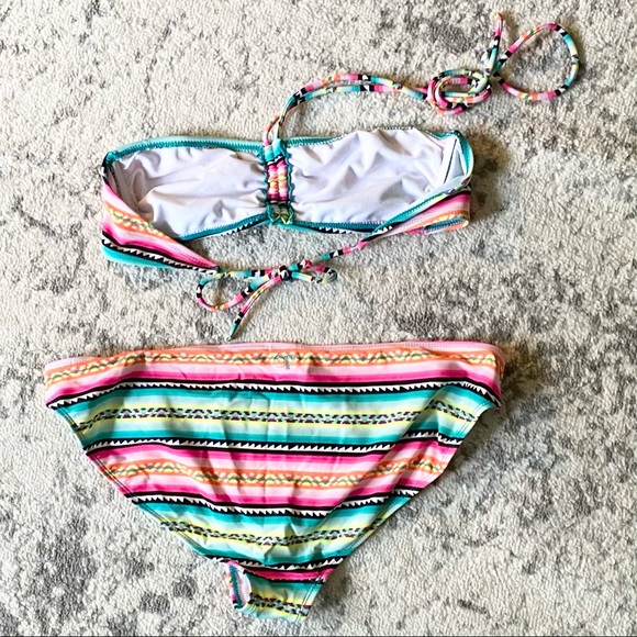 OP | Aztec Bikini - Picture 3 of 3